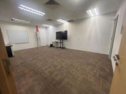 Chinatown Point (D1), Office #570017351